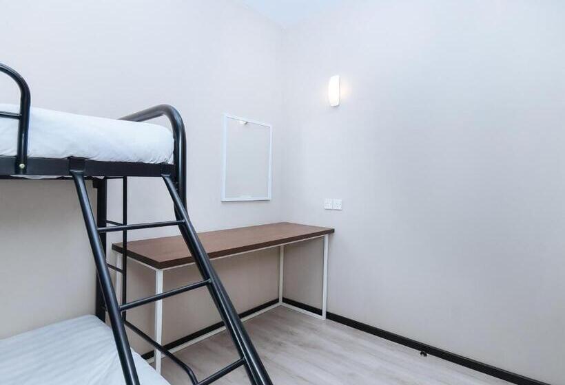 هتل Spot On 89838 Lm Residence