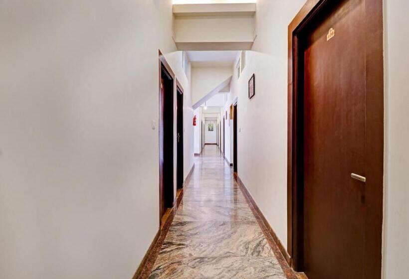 هتل Treebo Benaka Residency