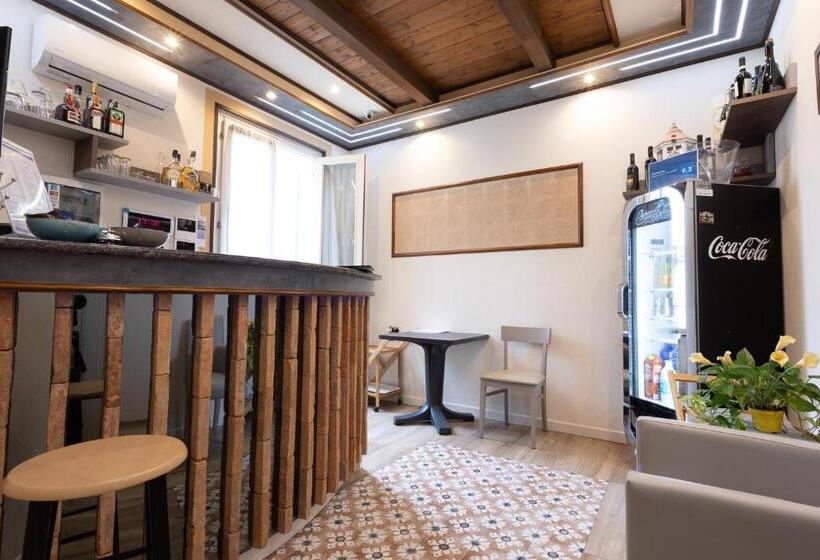 پانسیون Antica Piacenza