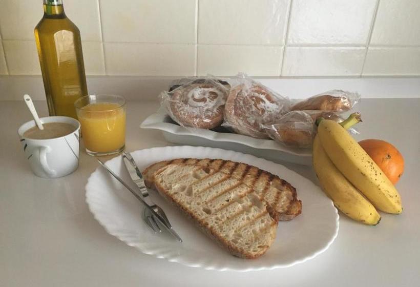 بنسيون Hostal Casablanca