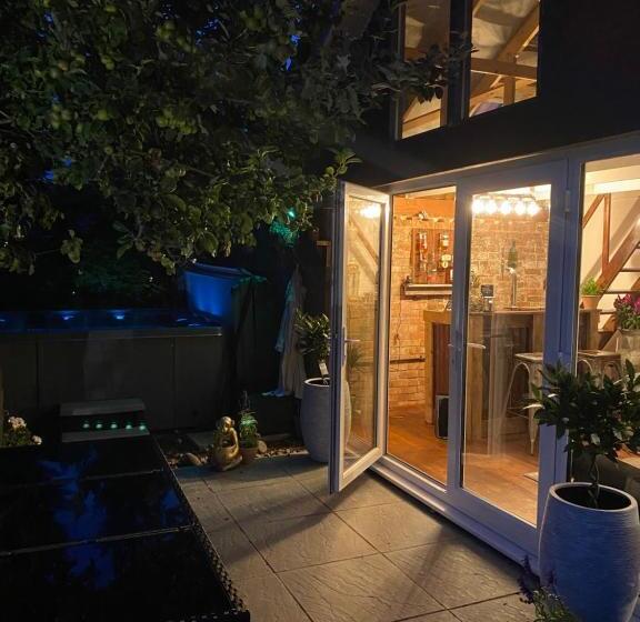 Bed and Breakfast One Ninety Boutique Accommodation