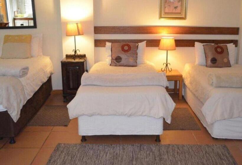 مبيت وإفطار The Riverhouse Guesthouse