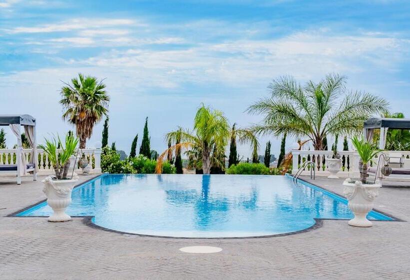 تختخواب و صبحانه Villa La Perla