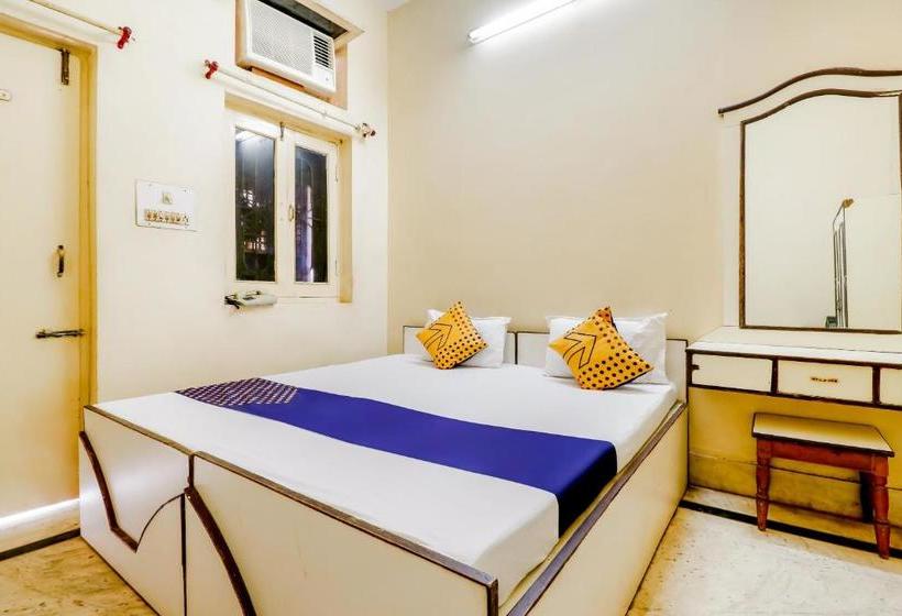 ホテル Spot On 42624  Tarun Residency