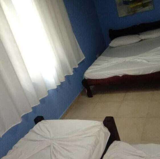 ペンション Beach House P.g   Hostel