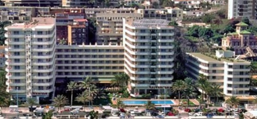 Apartamentos bajondillo deals