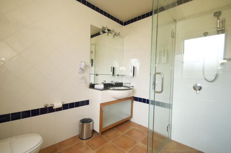 Blue Pacific Apartments