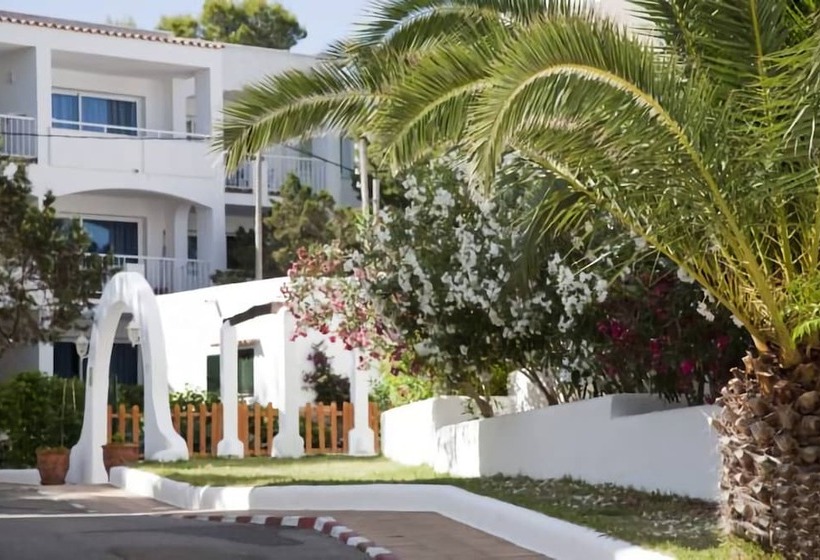 Camelina Suites