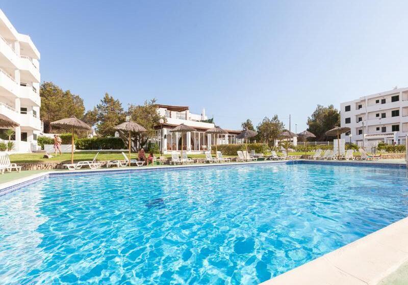Camelina Suites