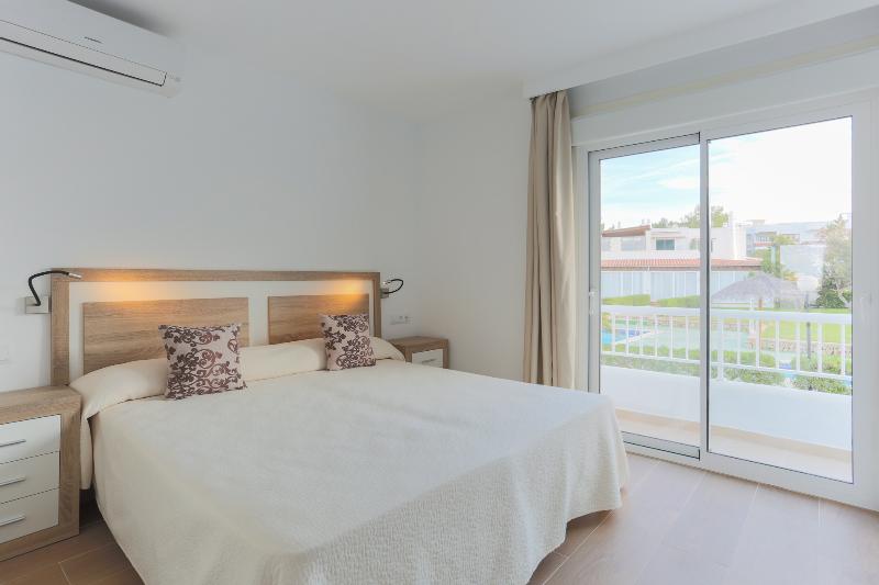 Camelina Suites