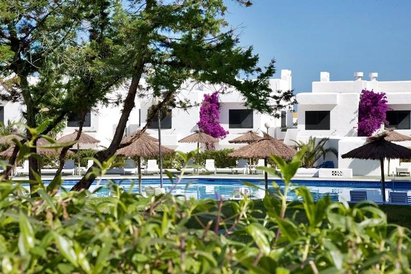 Camelina Suites