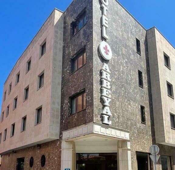 Fotos del hotel Arbeyal:  11