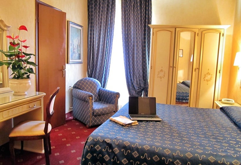 Fotos del hotel Daniela:  38