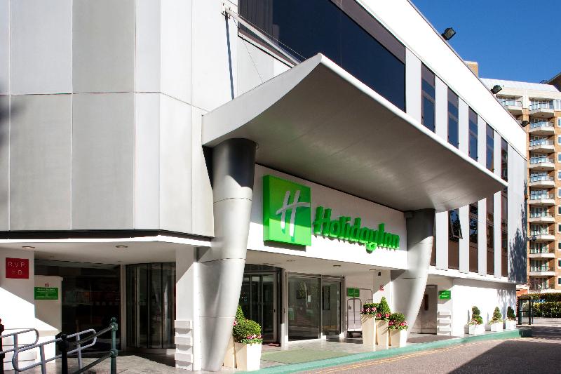 בית מלון כפרי Holiday Inn Londonkensington Forum