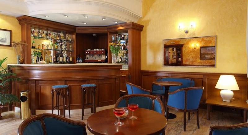 Fotos del hotel Montecarlo:  3