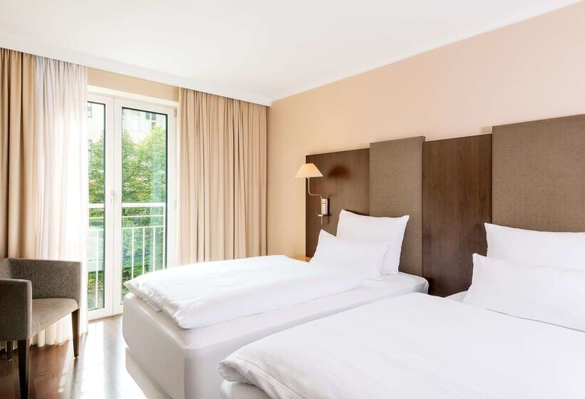 Fotos del hotel Nh Berlin Kurfürstendamm:  4