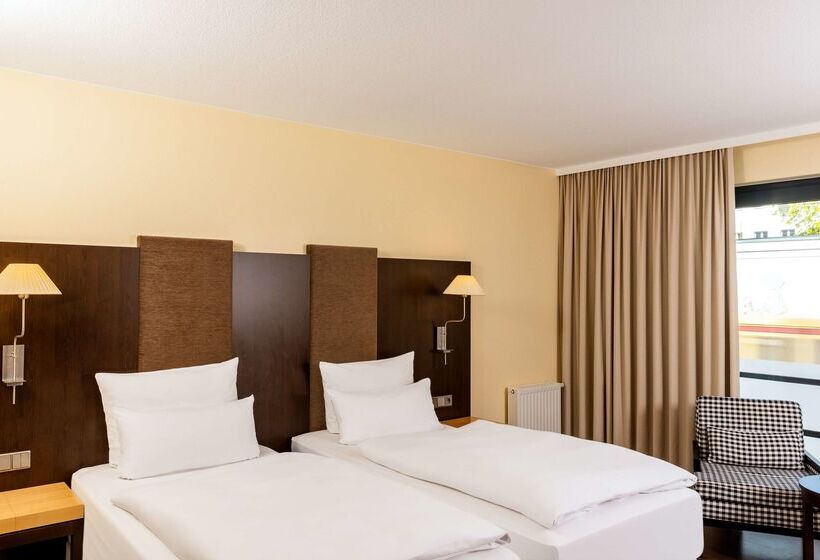Fotos del hotel Nh Berlin Kurfürstendamm:  9