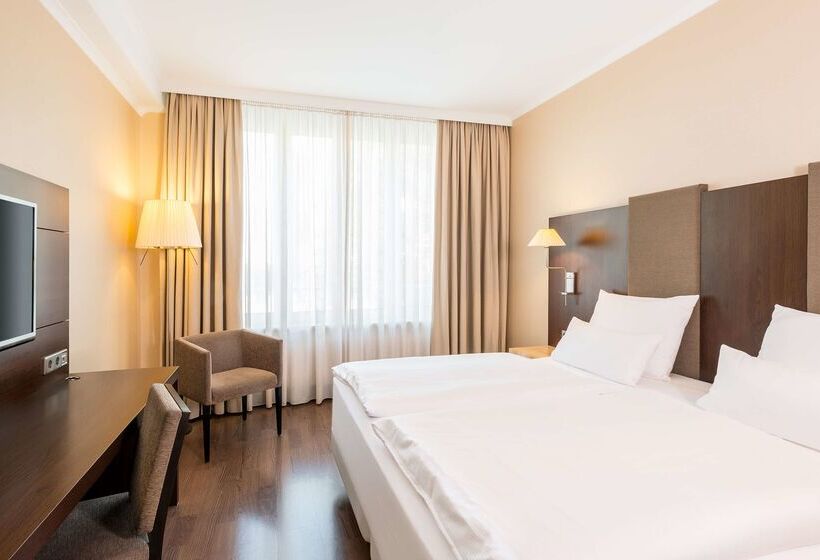 Fotos del hotel Nh Berlin Kurfürstendamm:  6