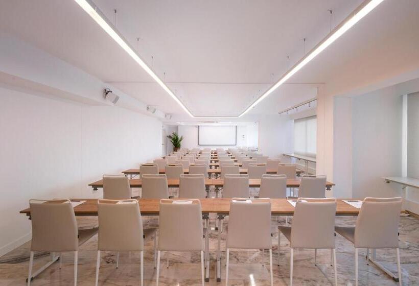 Salles Hotels Marina Portals