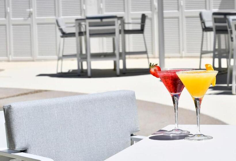 Salles Hotels Marina Portals