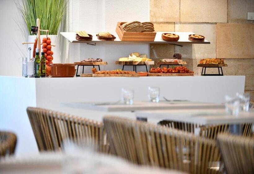 Salles Hotels Marina Portals