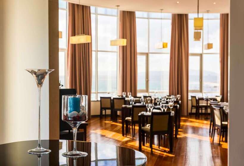 هتل Tryp by Wyndham Lisboa Caparica Mar
