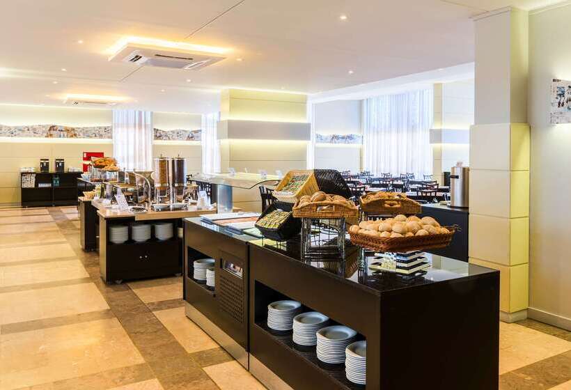 هتل Tryp by Wyndham Lisboa Caparica Mar