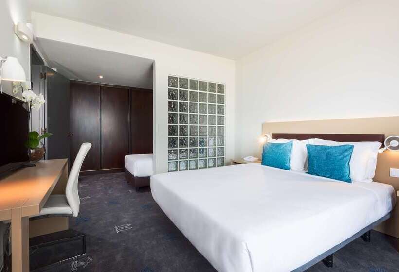 هتل Tryp by Wyndham Lisboa Caparica Mar