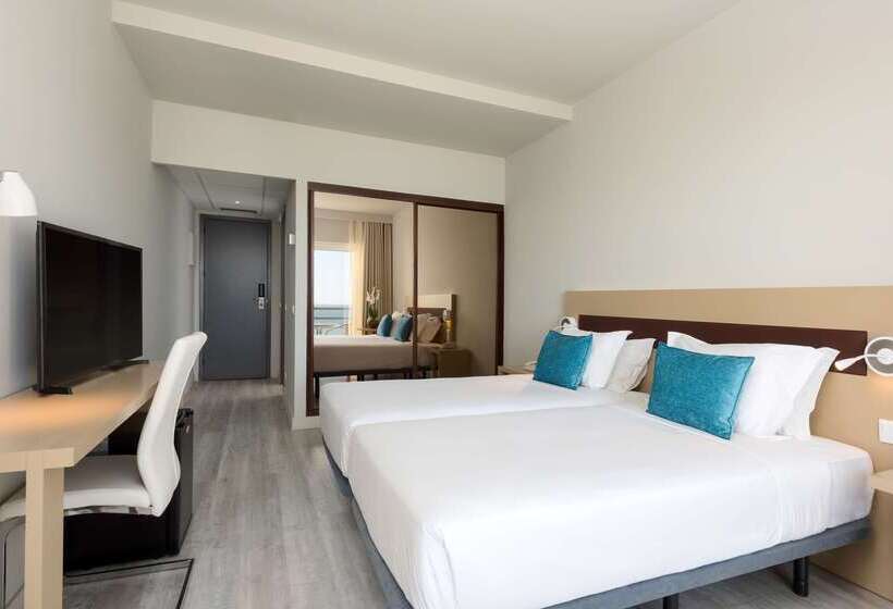 هتل Tryp by Wyndham Lisboa Caparica Mar