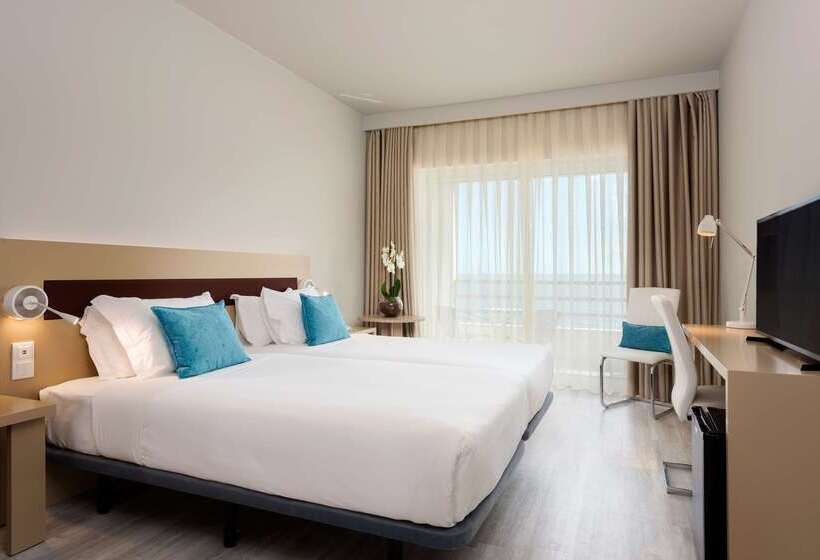 هتل Tryp by Wyndham Lisboa Caparica Mar