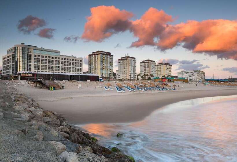 هتل Tryp by Wyndham Lisboa Caparica Mar