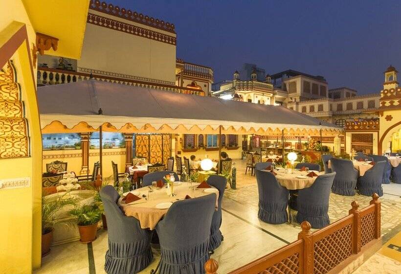 Fotos del hotel Umaid Bhawan  Heritage Style:  5