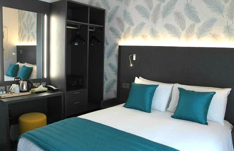 K Hotel Kensington