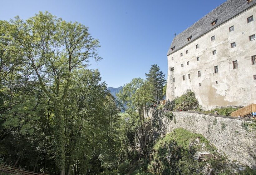 فندق Burg Altpernstein