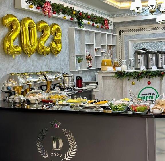 فندق Dendi Plaza