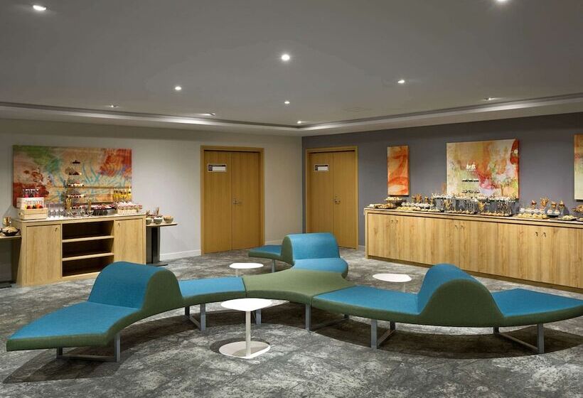 هتل Ibis Jeddah City Center