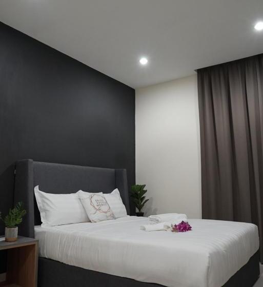 هتل Regatta Stay Kozi Square Kuching