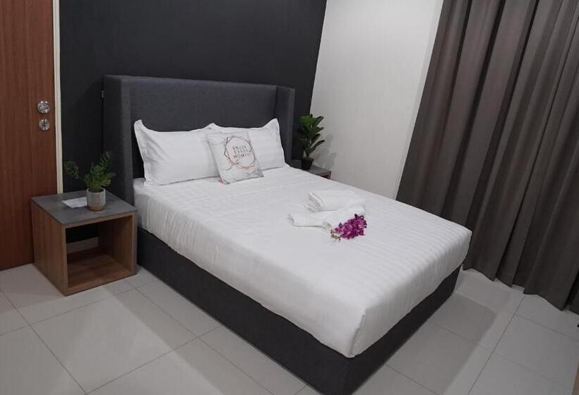 هتل Regatta Stay Kozi Square Kuching