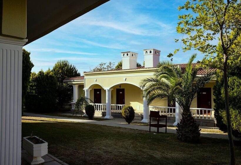 استراحتگاه Anadolu Hotels Didim Club