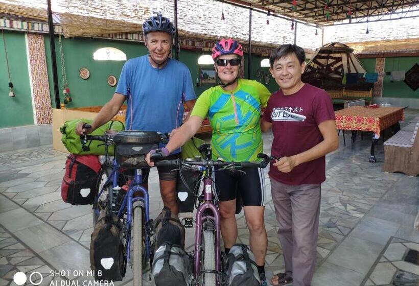 فندق صغير Besqala