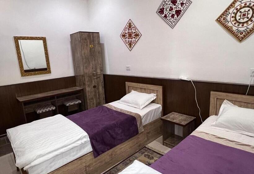 فندق صغير Besqala