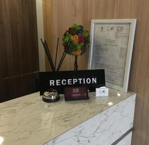 فندق Cruce De Gustos