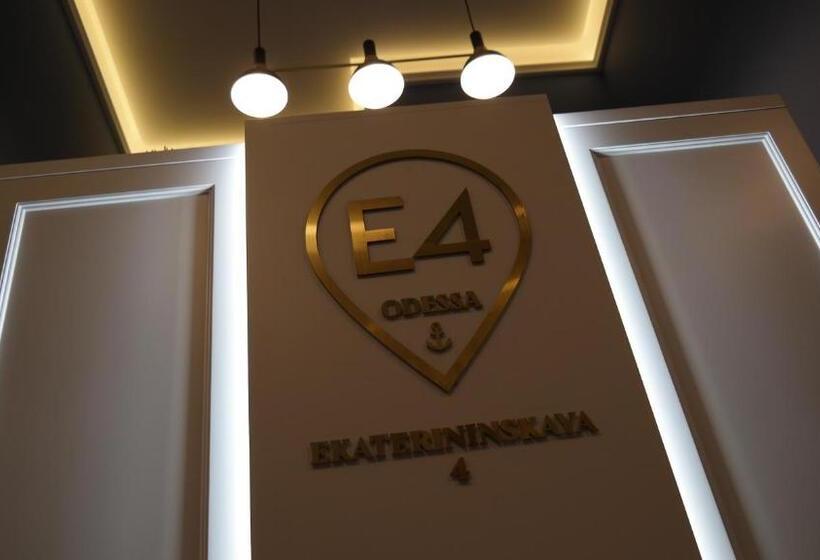 هتل E4