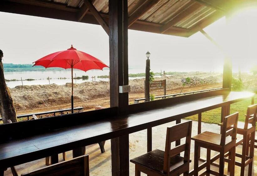 Nawiengkae Riverview Resort