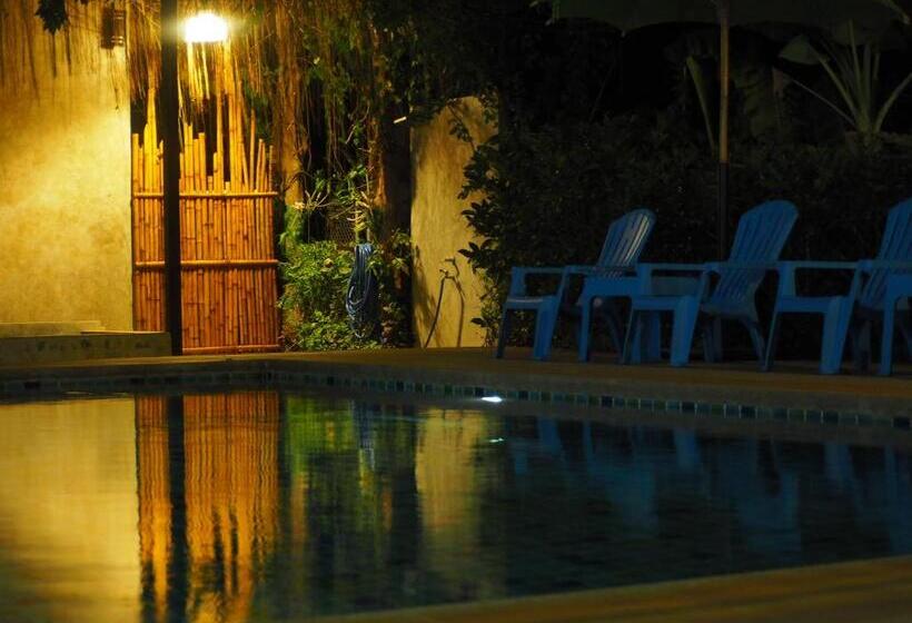 Nawiengkae Riverview Resort