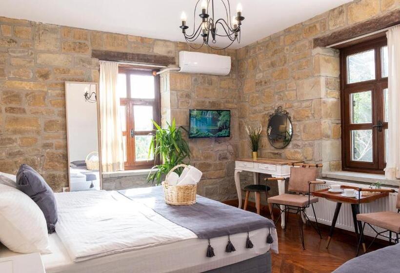 Salkım Otel Gökçeada