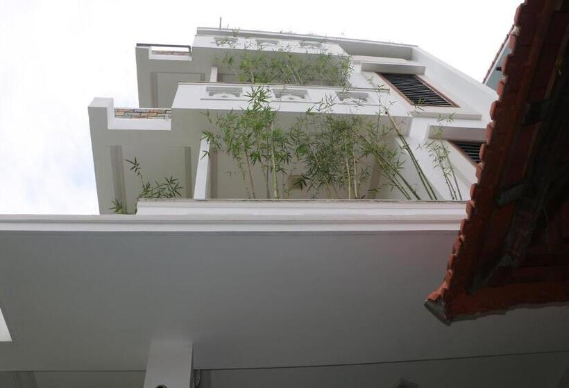 Cheerful Hoi An Hostel