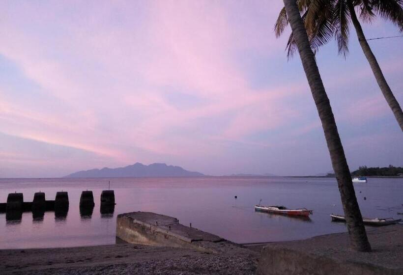 هتل Amrita Maumere Resort