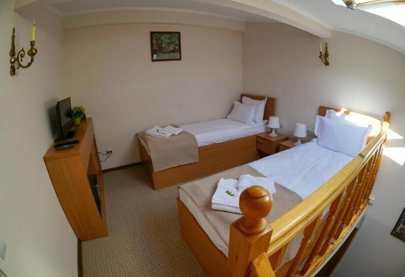 هتل Bucharest Downtown Inn