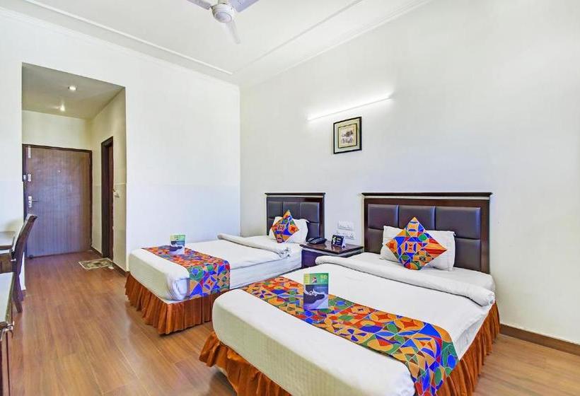 Fotos del hotel Fab K Mahaveer:  13